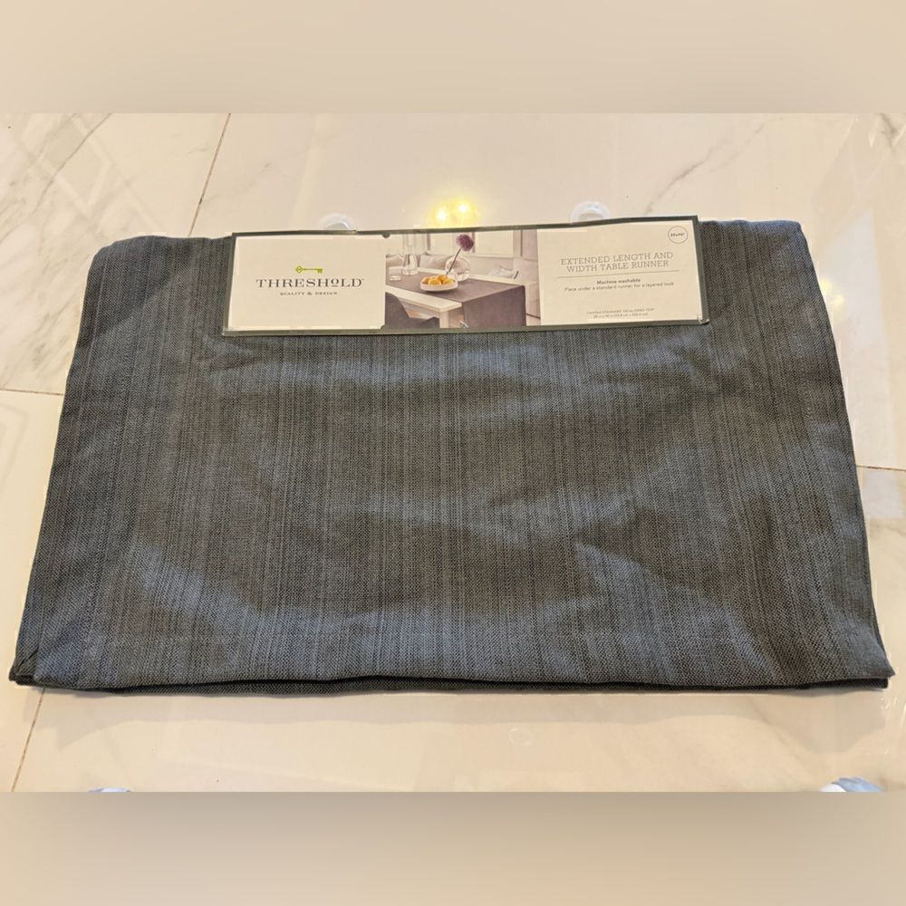 Gray threshold runner #8